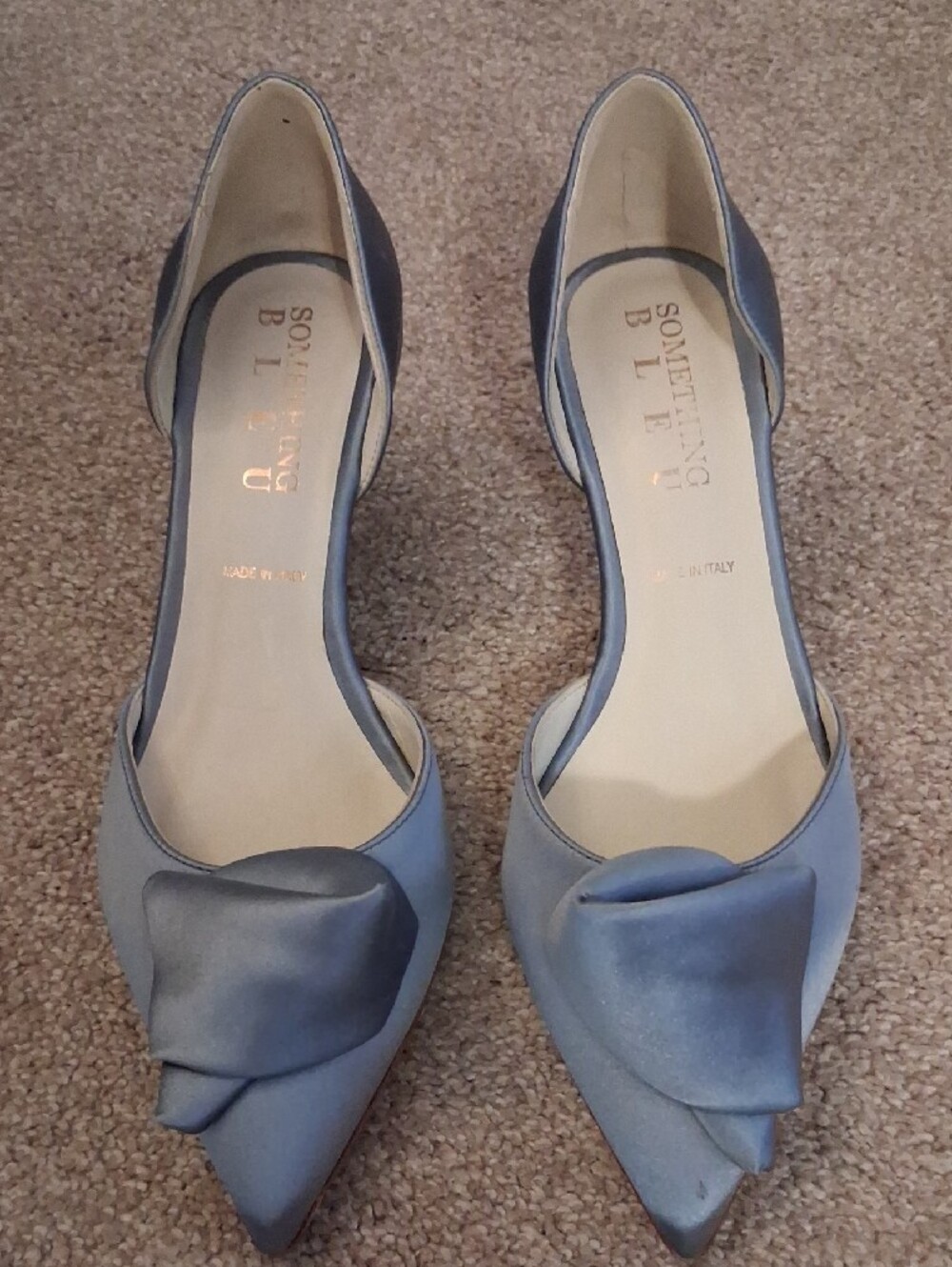 Something Bleu Point & Half Bow Satin Kitten Pumps. Made In Italy 6.5-Fits 7